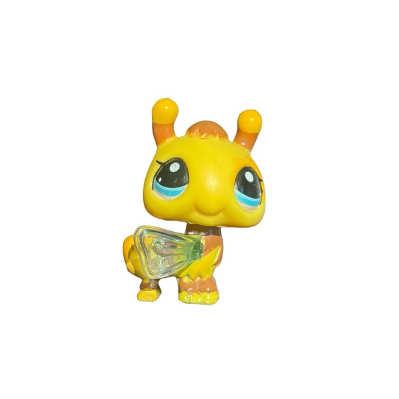 littlest pet shop # 2203 yellow & brown bumble bee with clear wings & blue eyes - Picture 2 of 6